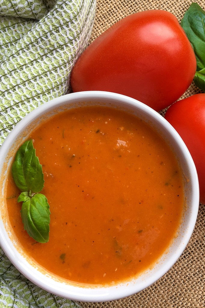This vegan roasted tomato and fennel soup is dairy-free but creamy and comforting. This easy homemade soup is a great way to use tomatoes!
