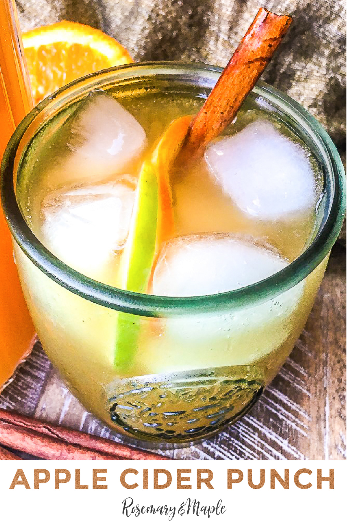 Need a refreshing drink for your Thanksgiving feast or holiday party? This sparkling apple cider punch recipe is a perfect autumn drink!