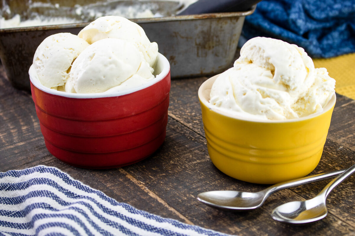 This easy No-Churn Vanilla Ice Cream Recipe is perfect for a summer treat! It's simple to make and doesn't require an ice cream maker.