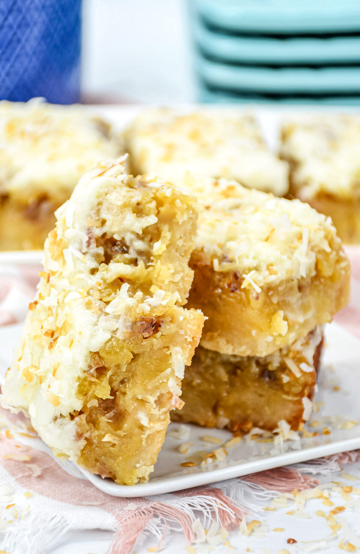 These delicious Hawaiian pineapple bars will transport you right to a tropical paradise with their pineapple, coconut and pecan filling!